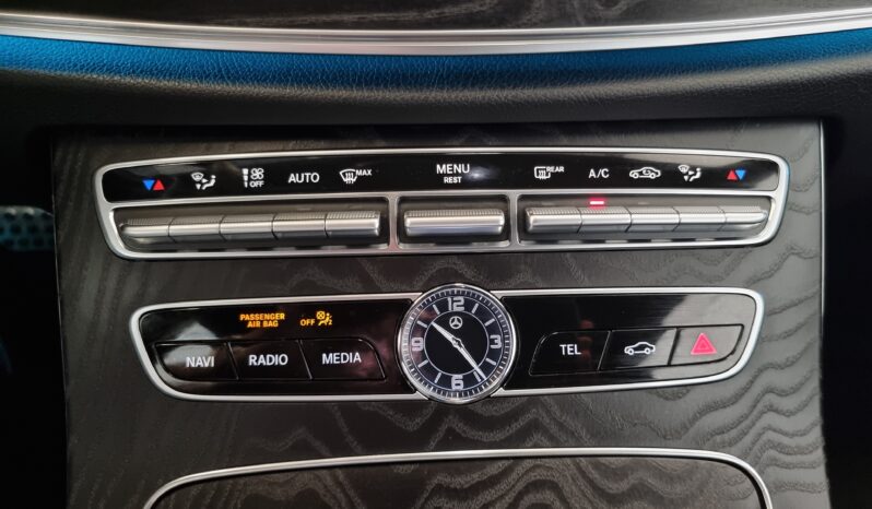 Mercedes Benz E220 d Coupe AMG Line lleno
