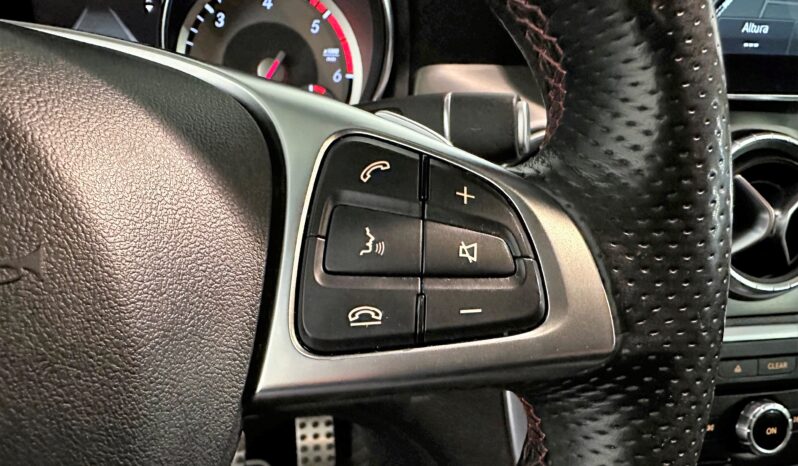 Mercedes Benz CLA 220d Shoting Brake lleno