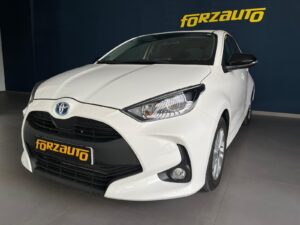TOYOTA YARIS1.5 120H ACTIVE TECH