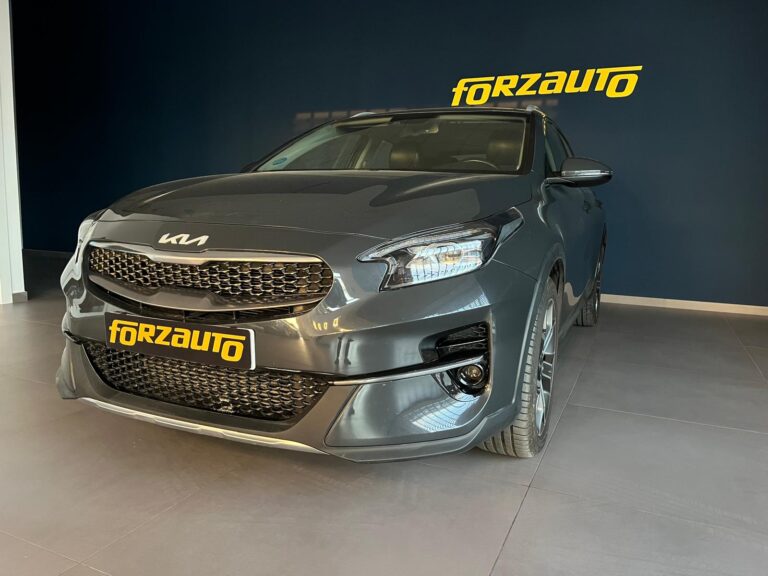 KIA XCEED 1.5 160CV MHEV  DRIVE